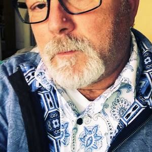 Meet your Posher, Stanley